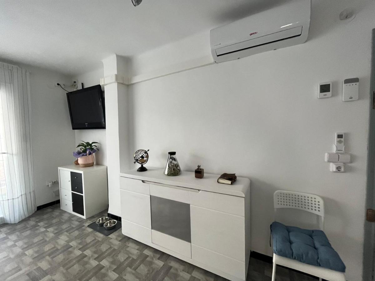 Piso Rita Daire Roses Dış mekan fotoğraf